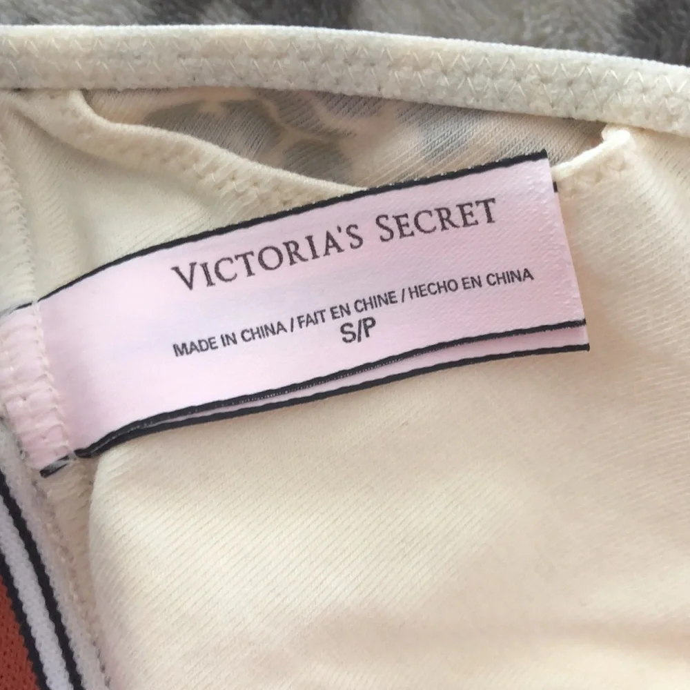 Victorias Secret nwot never